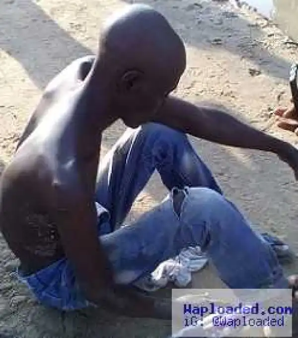 Army Arrests Suspected Suicide Bomber (Photos)